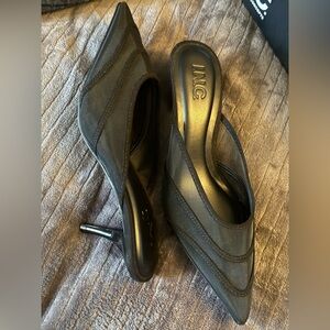 INC International Concepts Women's Black Pointed Heels